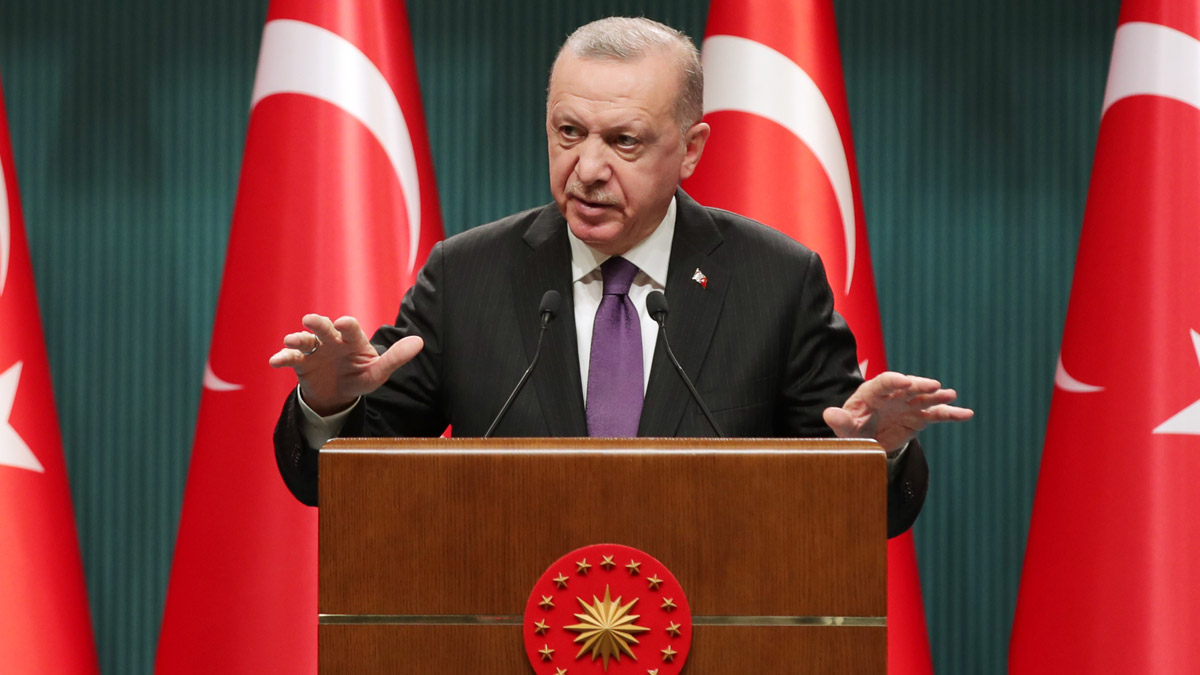 Erdoğan: Yeni bir anayasayı tartışma vakti geldi