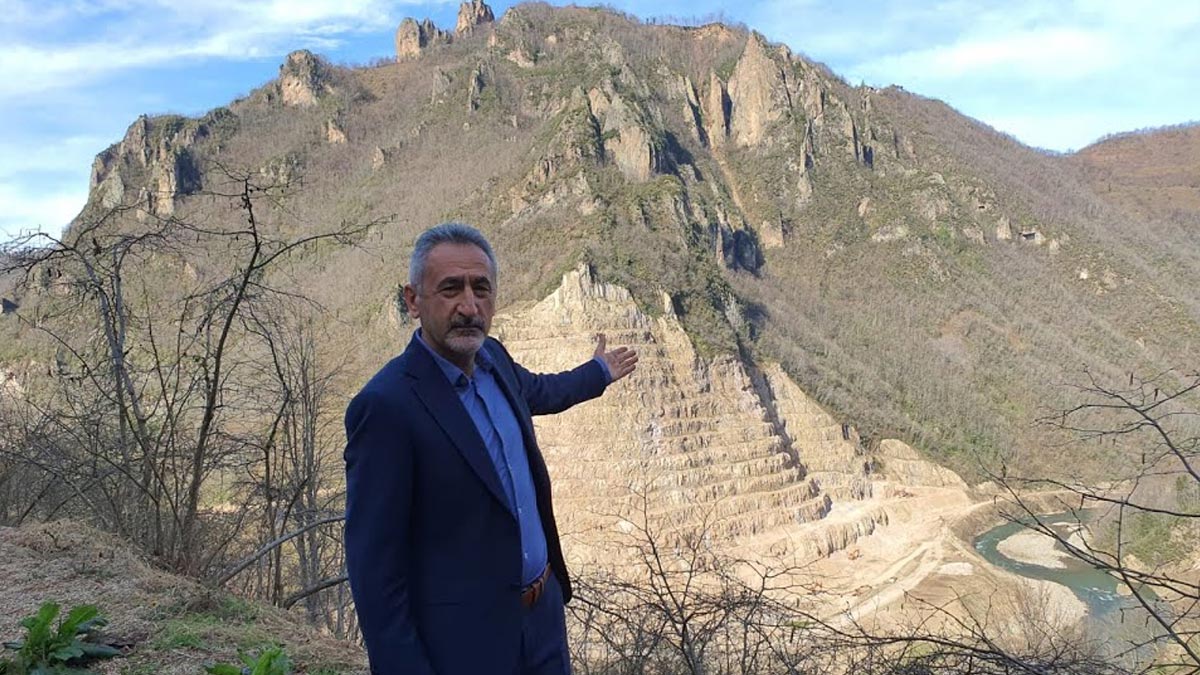 Antik kentin altına taş ocağı tesisi açtılar