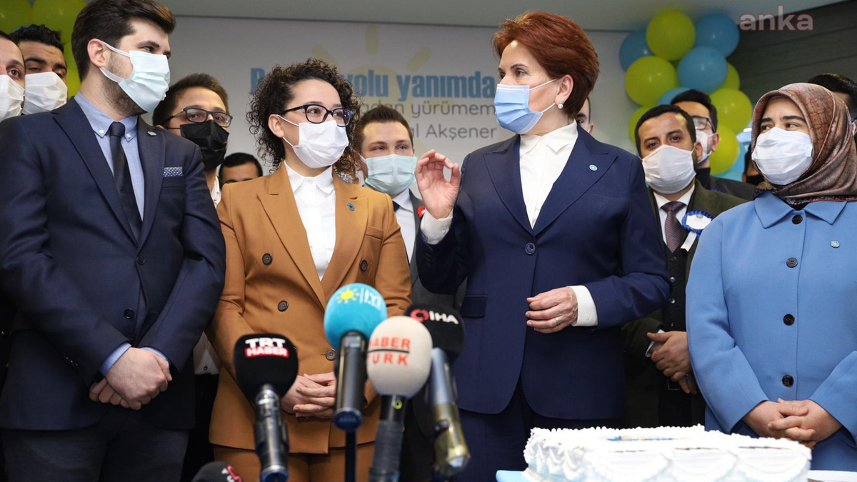 Akşener'den Erdoğan'a 'mentörlük' çağrısı: Bir defacık hatırlasın