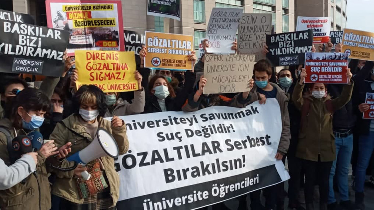 Boğaziçi öğrencileri çağrı yaptı, Kadıköy Kaymakamlığı yasakladı