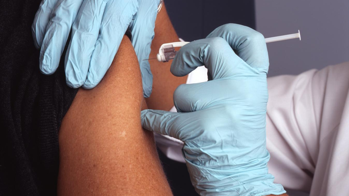 Sağlıkçılara gönderilen aşılar ortadan kayboldu