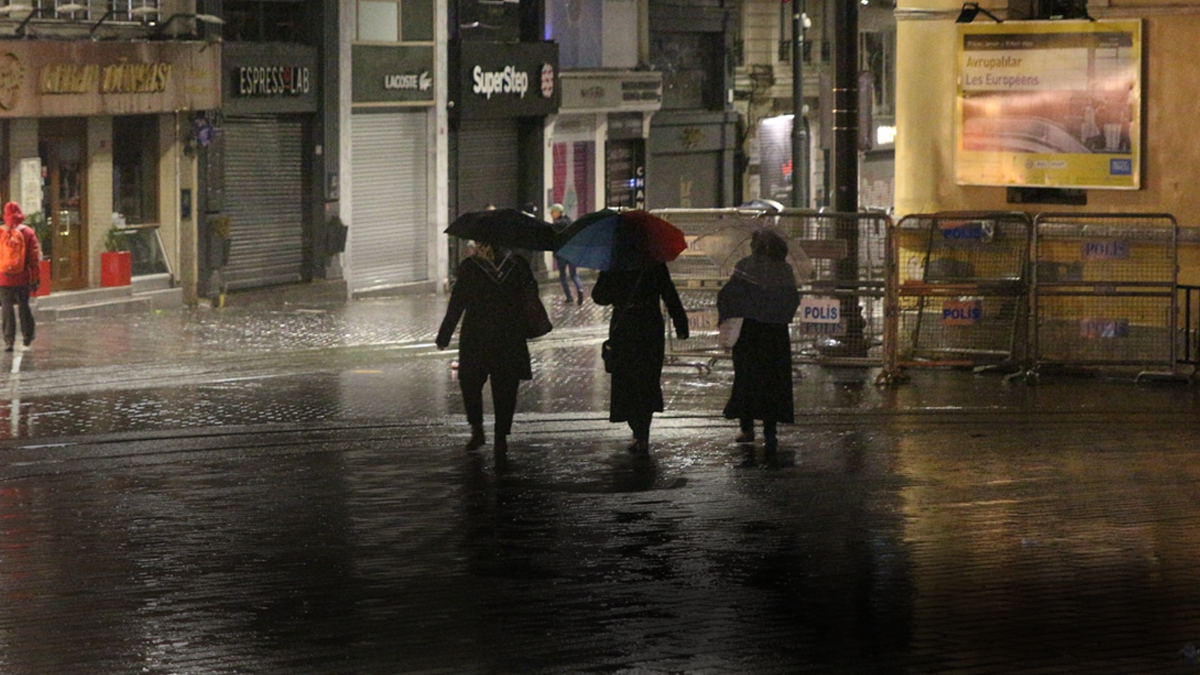 Meteoroloji uyardı! Sağanak İzmir'den sonra bu illeri vuracak