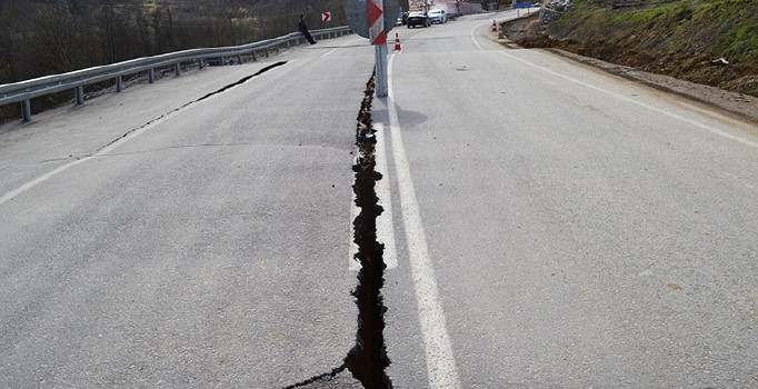Uzmanlar Bursa İnegöl'ün de deprem riski taşıdığını söyledi | Bursa Haberleri