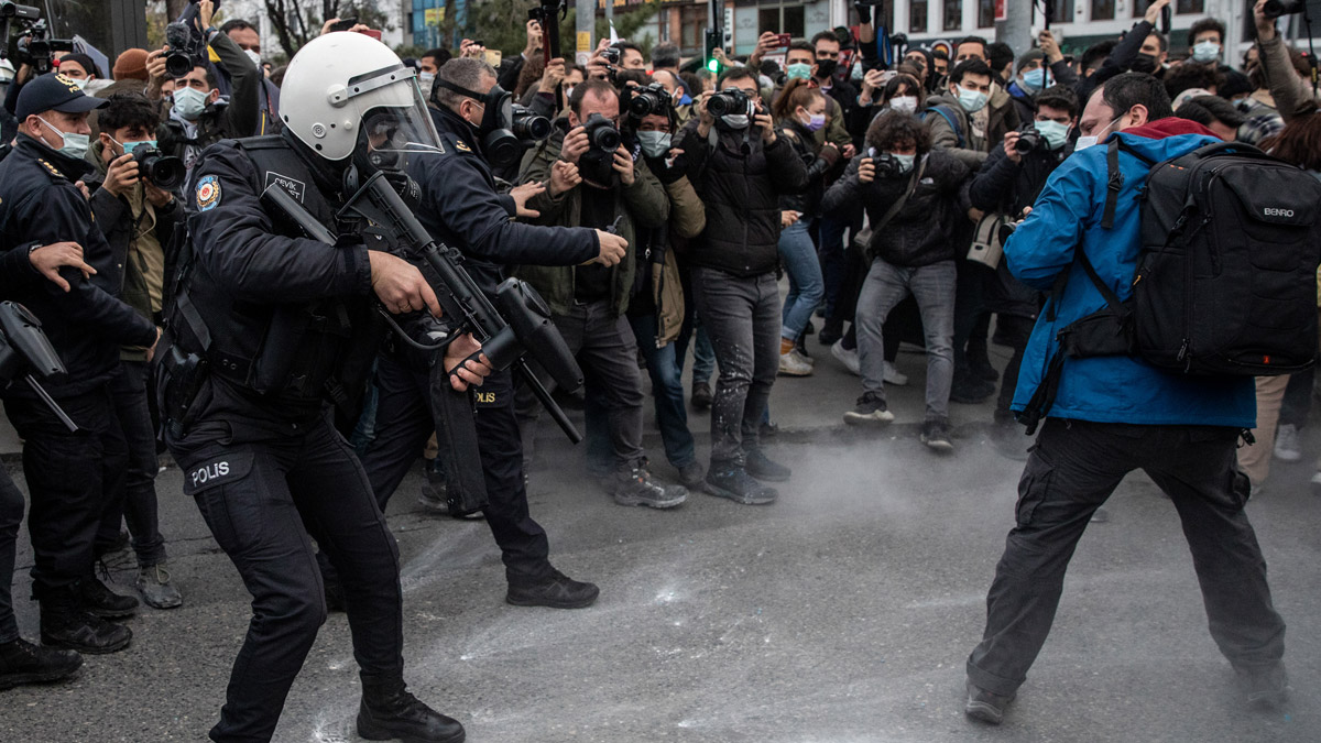 Son dakika! Boğaziçi eylemlerine katılan 2 kişiye tutuklama