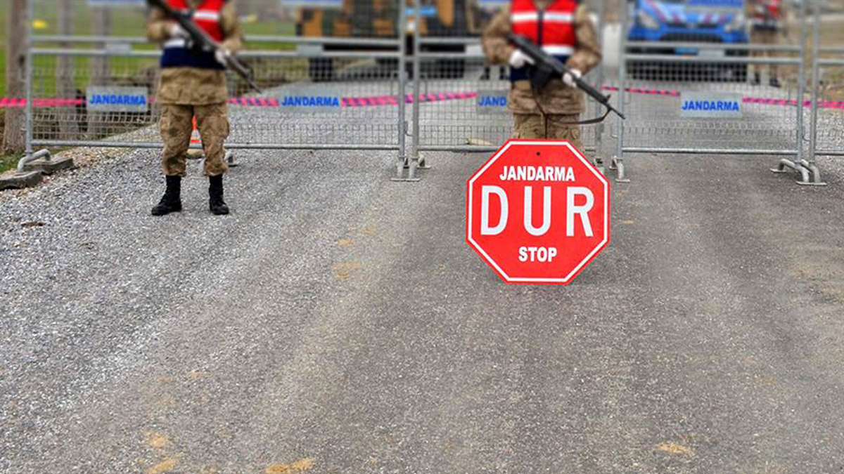 Karaman'da bir köy karantinaya alındı
