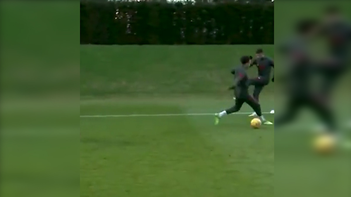 Ozan Kabak antrenmanda şov yaptı