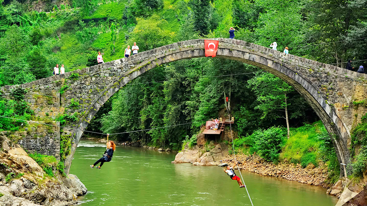 Bir rant alanı daha! Fırtına Deresi de imara açıldı