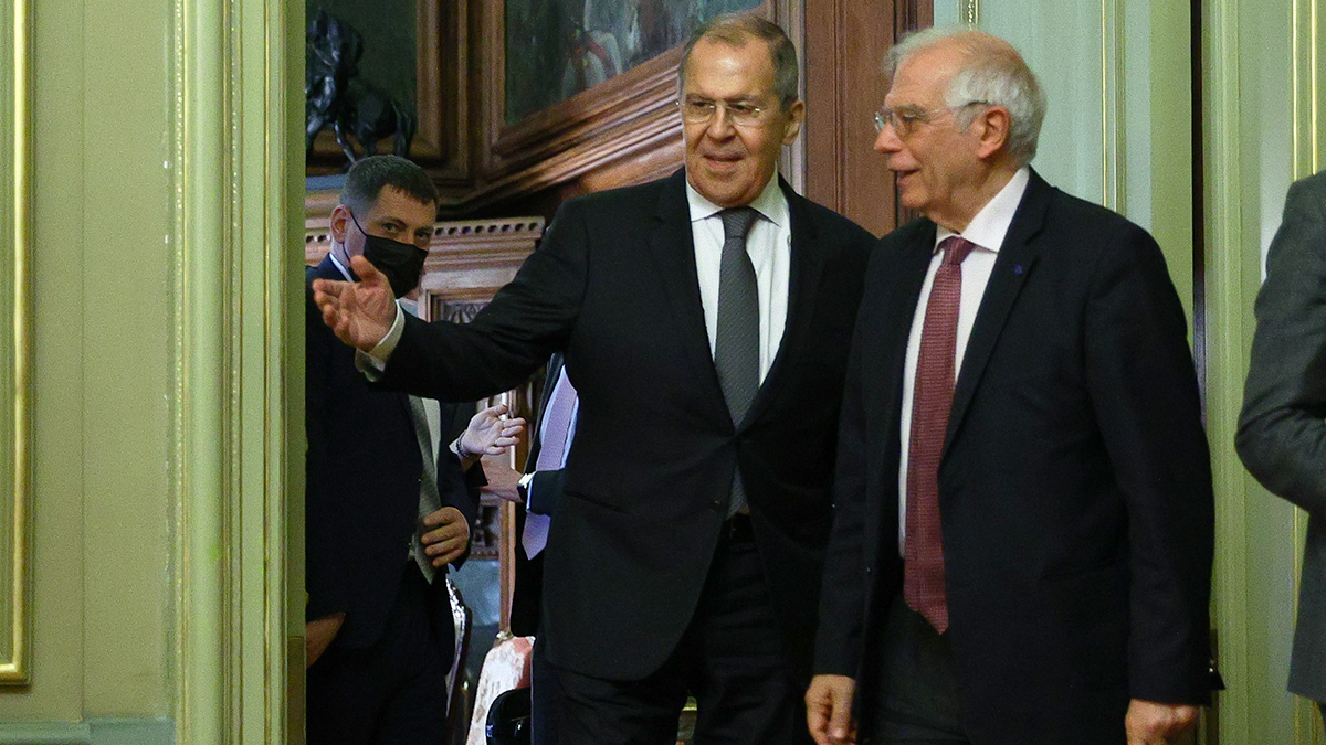 AB'de Rusya öfkesi...Parlamento ayaklandı, Borell'in istifası istendi