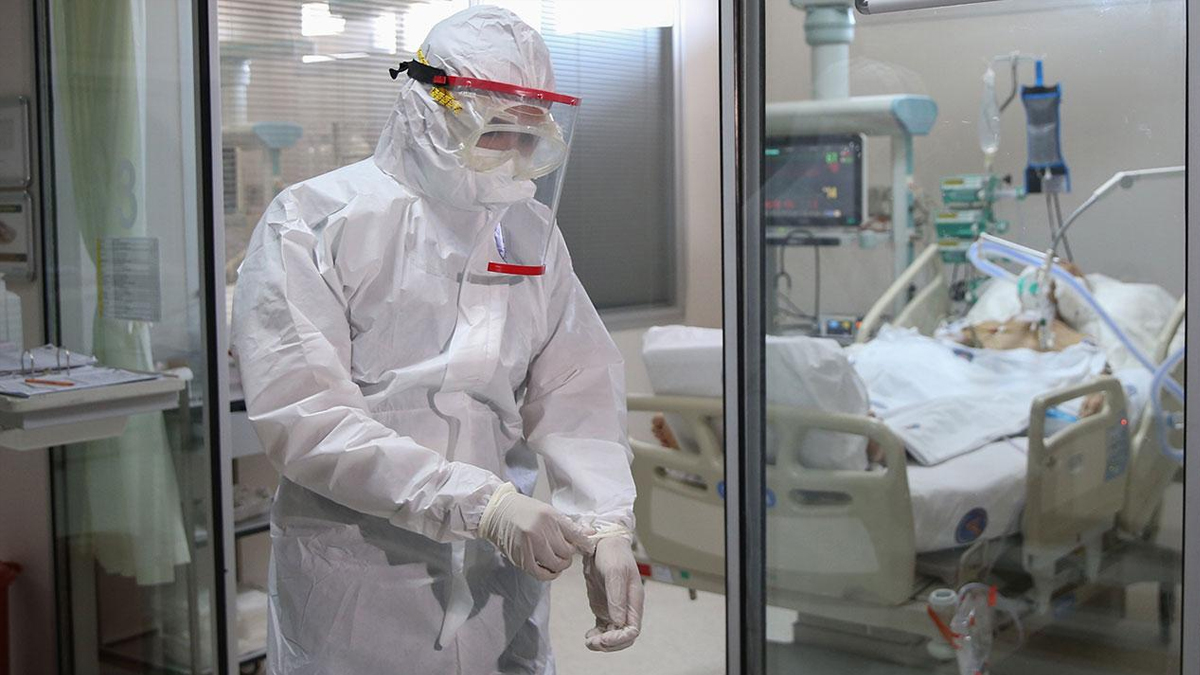 Sağlık Bakanlığı'ndan mutasyon tedbiri: Karantina süresi uzadı