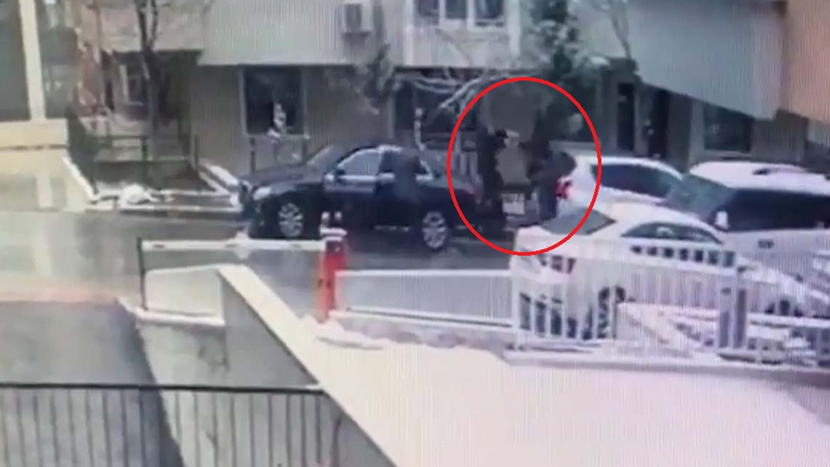 Selçuk Özdağ'a saldırının yeni görüntüleri ortaya çıktı