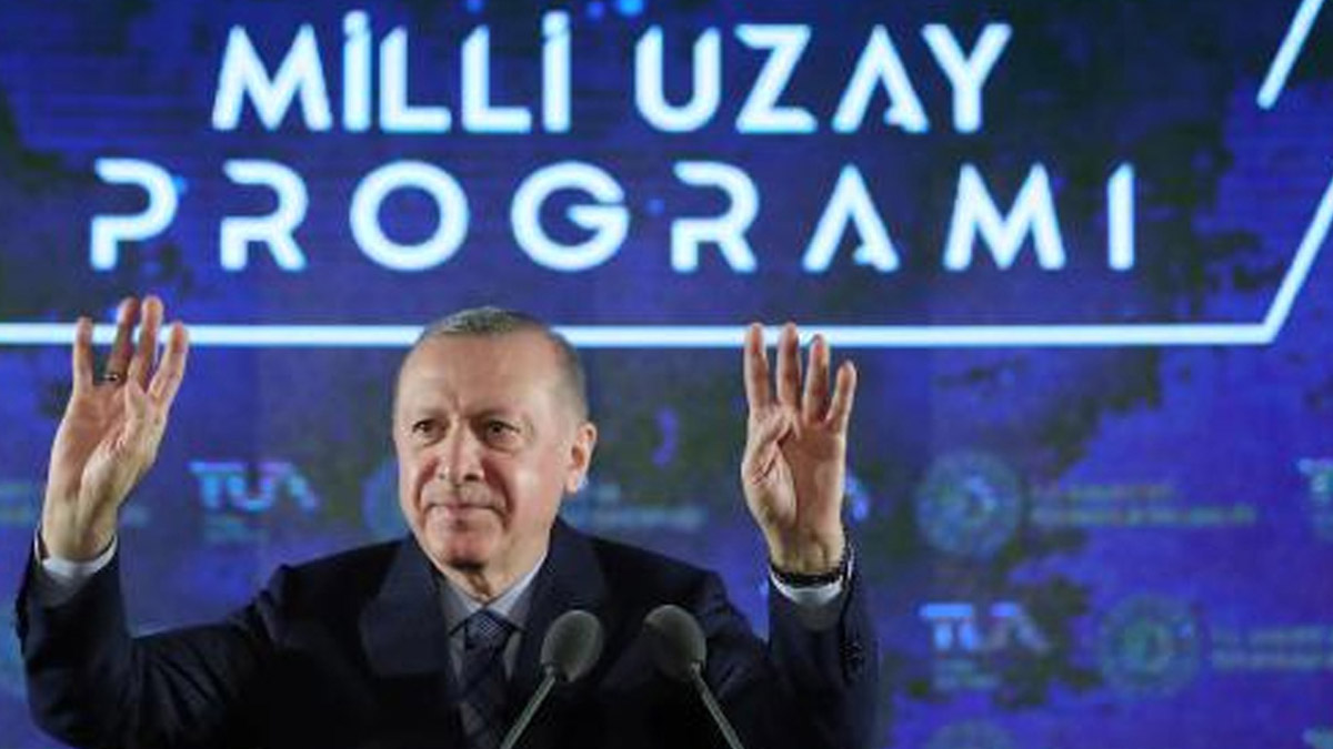 Erdoğan: Ay'a ilk adımı 2023’te atmayı hedefliyoruz
