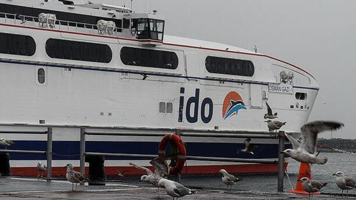 Rüzgar nedeniyle İDO ve Şehir Hatları'nın bazı seferleri iptal edildi