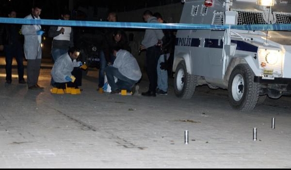 Van'da askeri gazinoya 
silahlı saldırı!