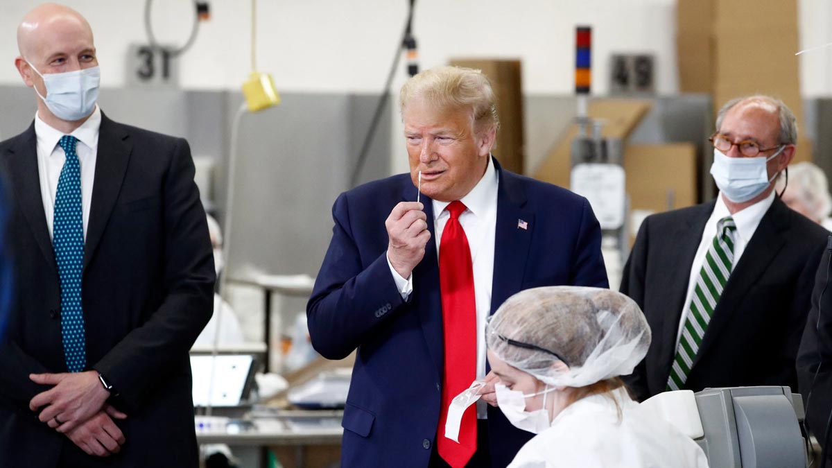 ABD'li bilim insanları: Koronavirüs ölümlerinden Trump sorumlu