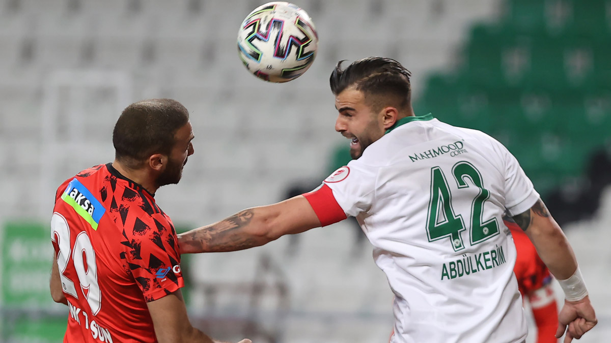 Beşiktaş, yarı finalde