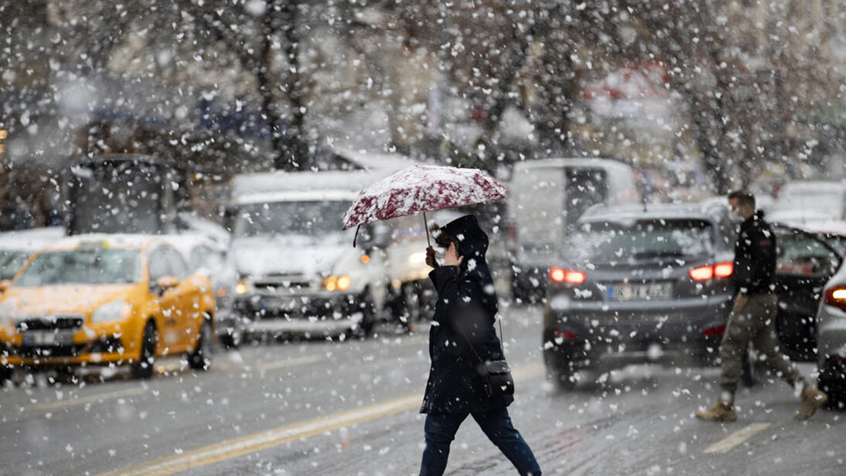 1987 kışı geri mi geliyor? İstanbul'da beklenen kar yağışı başladı