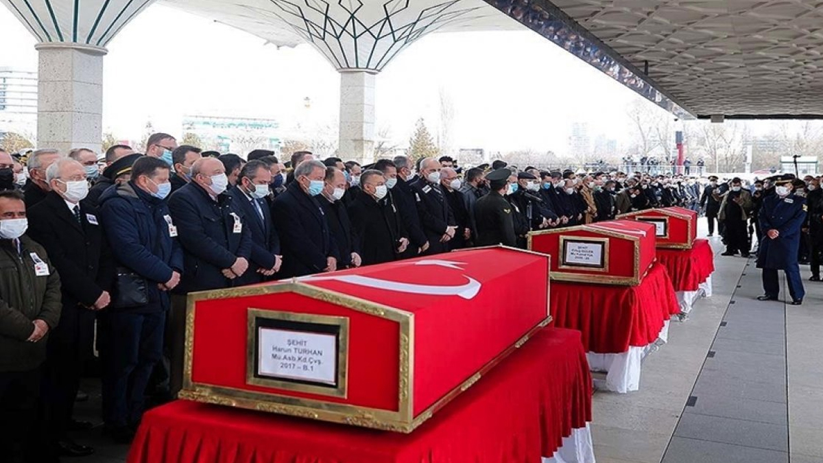 Gara şehitlerine son görev: Ankara'da tören düzenlendi