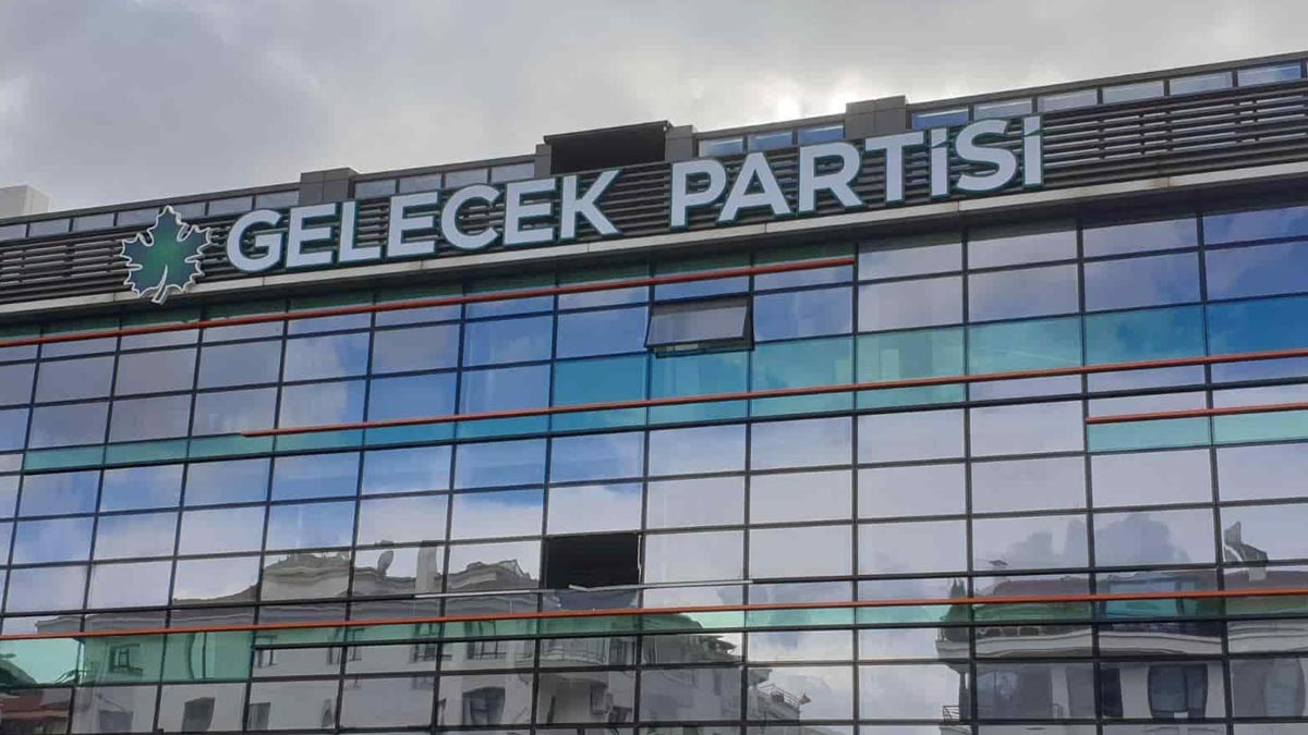 Gelecek Partisi'den kongre ve toplantılara iptal kararı
