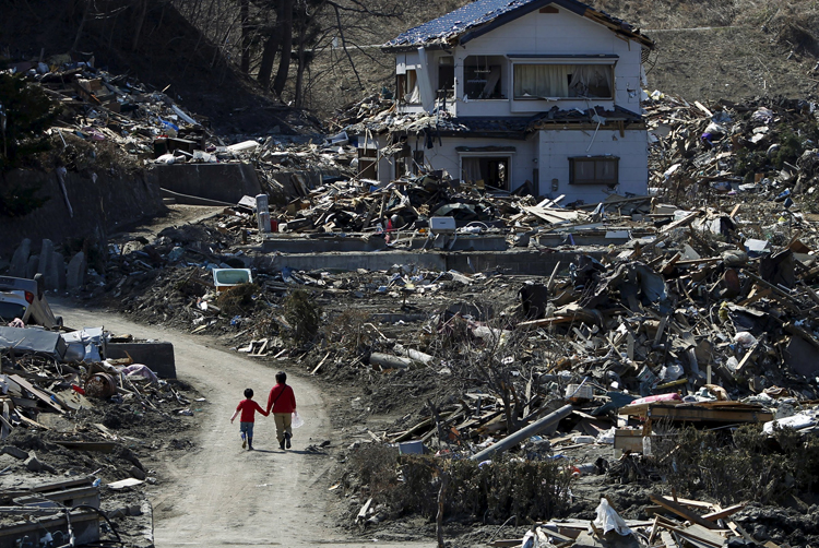 Felaket üstüne felaket! 7.3'lük depremden kurtulanlara sağanak, heyelan ve kar uyarısı