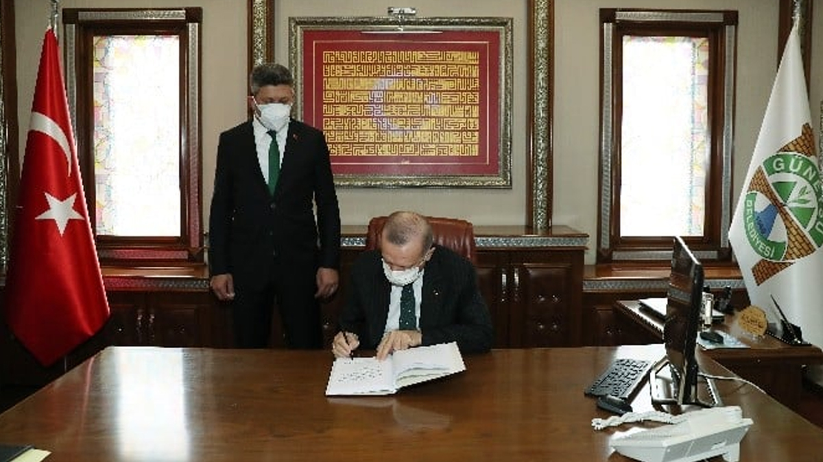 Erdoğan'ın ziyaret ettiği belediye başkanına 'temaslı karantinası'