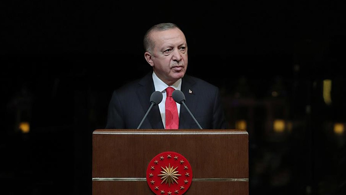 Son dakika! Erdoğan: Vatanı önce dil sonra ordu bekler