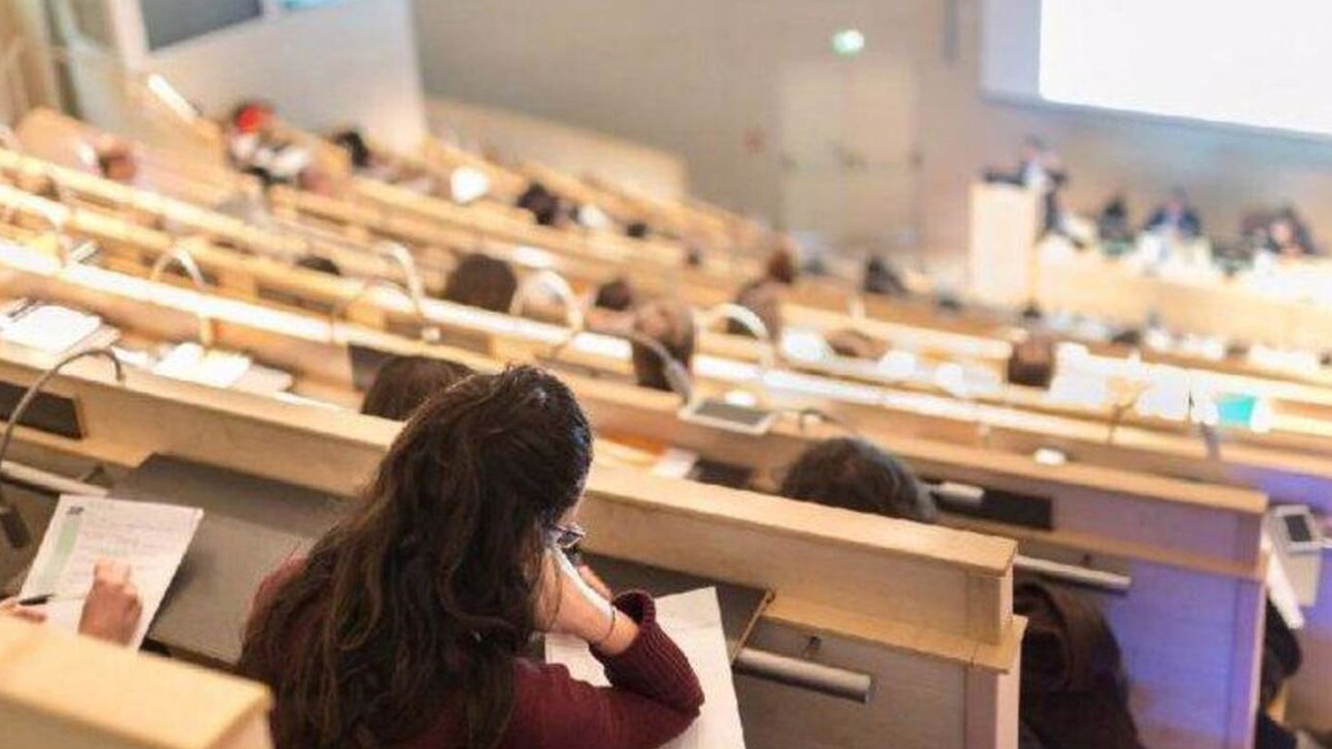 YÖK'ten yüz yüze eğitim kararı: Uygulamaları dersler böyle yapılacak