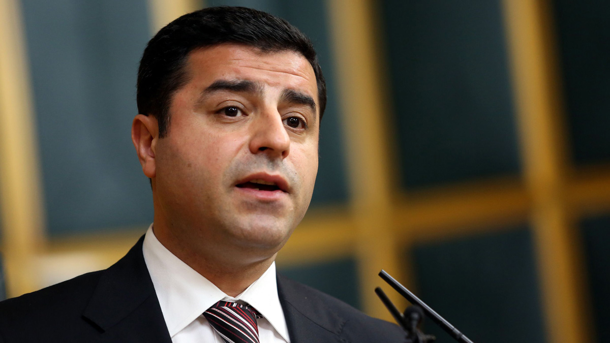 Demirtaş'tan Deniz Poyraz mesajı