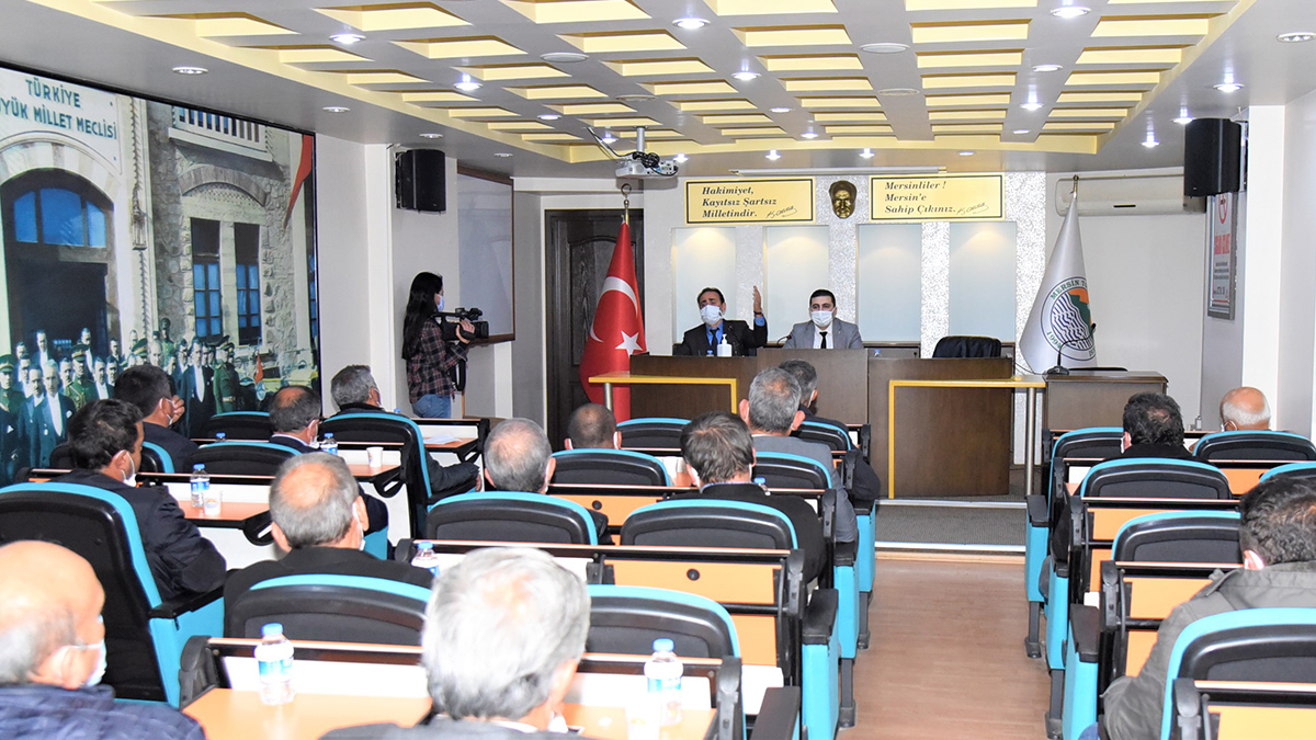 Toroslar Belediyesi üretici ve çiftçilere destek olmaya devam ediyor