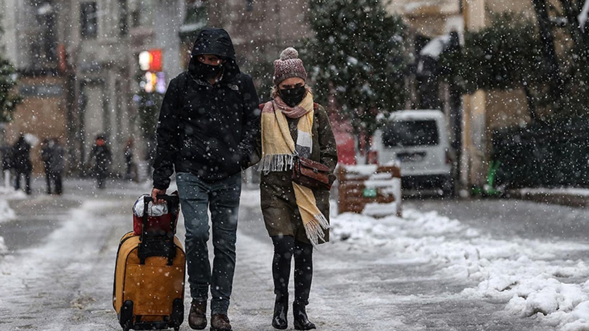 Meteoroloji son tahminlerini açıkladı... Kar yüksekleri terk etmiyor