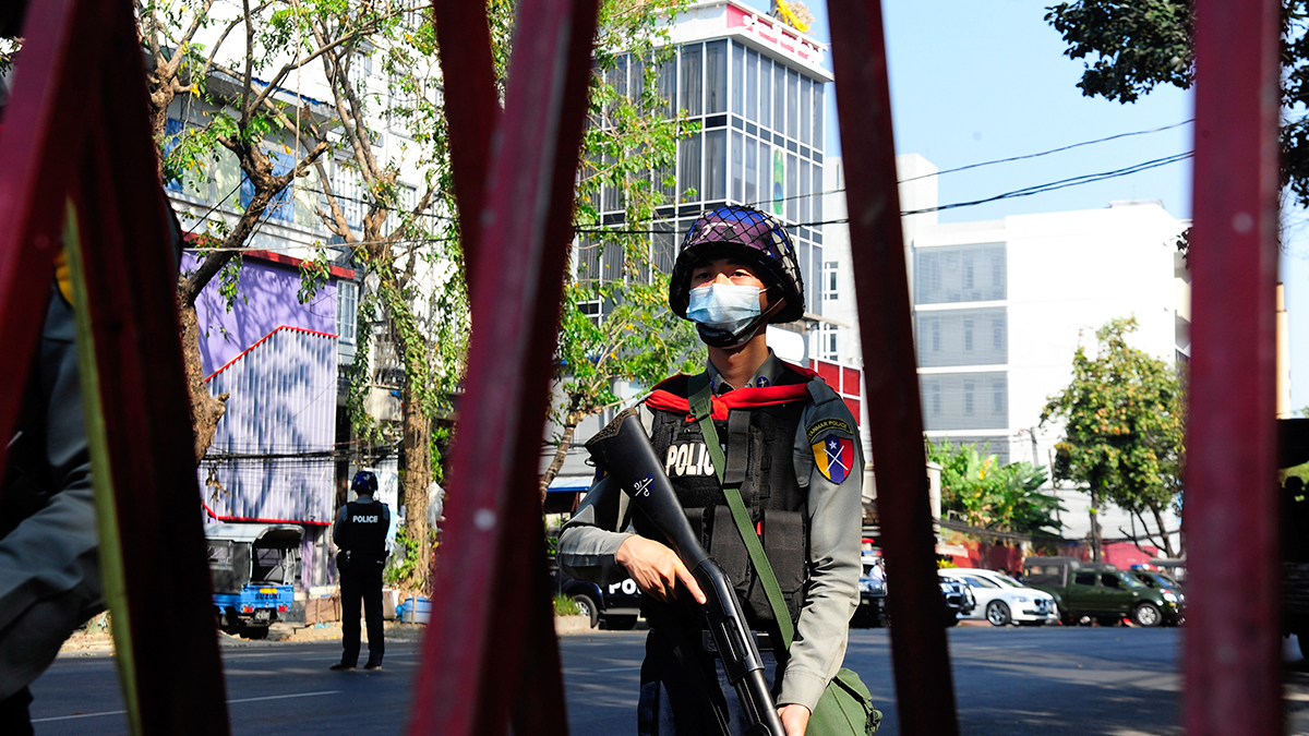 Facebook, Myanmar ordusunun hesabını kapattı