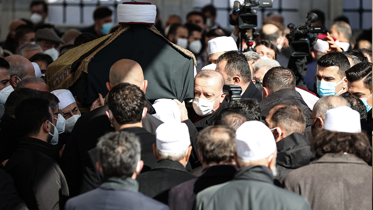 Emin Saraç Hoca'ya son görev