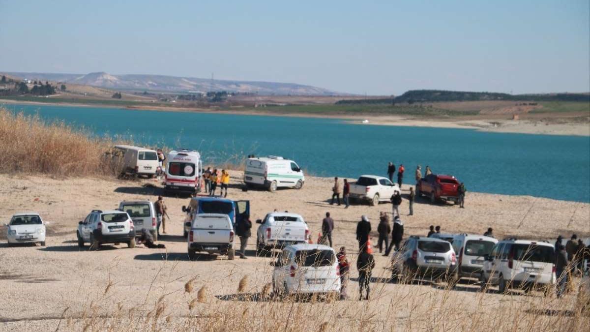 Kamp faciası: Minibüste kömür yakan 3 kişi hayatını kaybetti