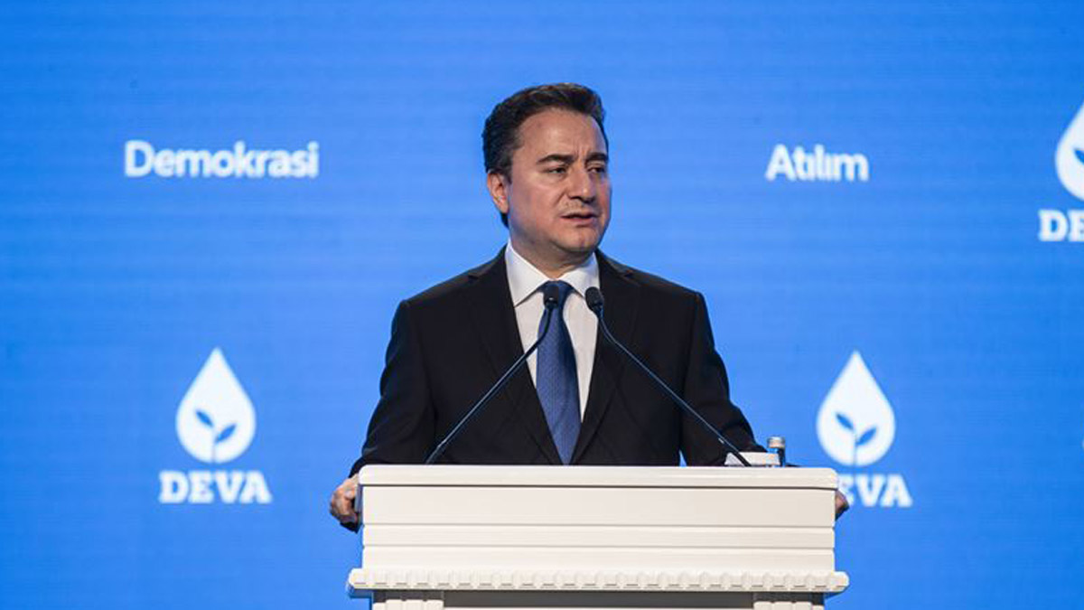 Babacan'dan Erdoğan'a rezerv tepkisi: Tam bir tiyatro