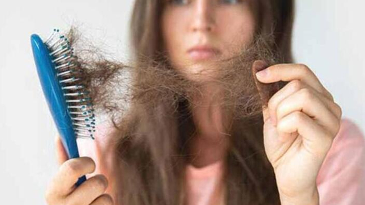 Koronavirüsün uzun dönem etkileri ortaya çıktı: Saçları da döküyor
