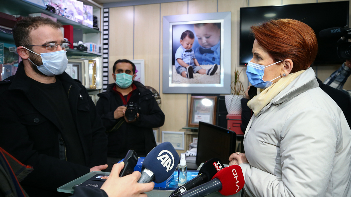 Akşener, Büyükçekmece ve Esenyurt'ta esnafı dinledi