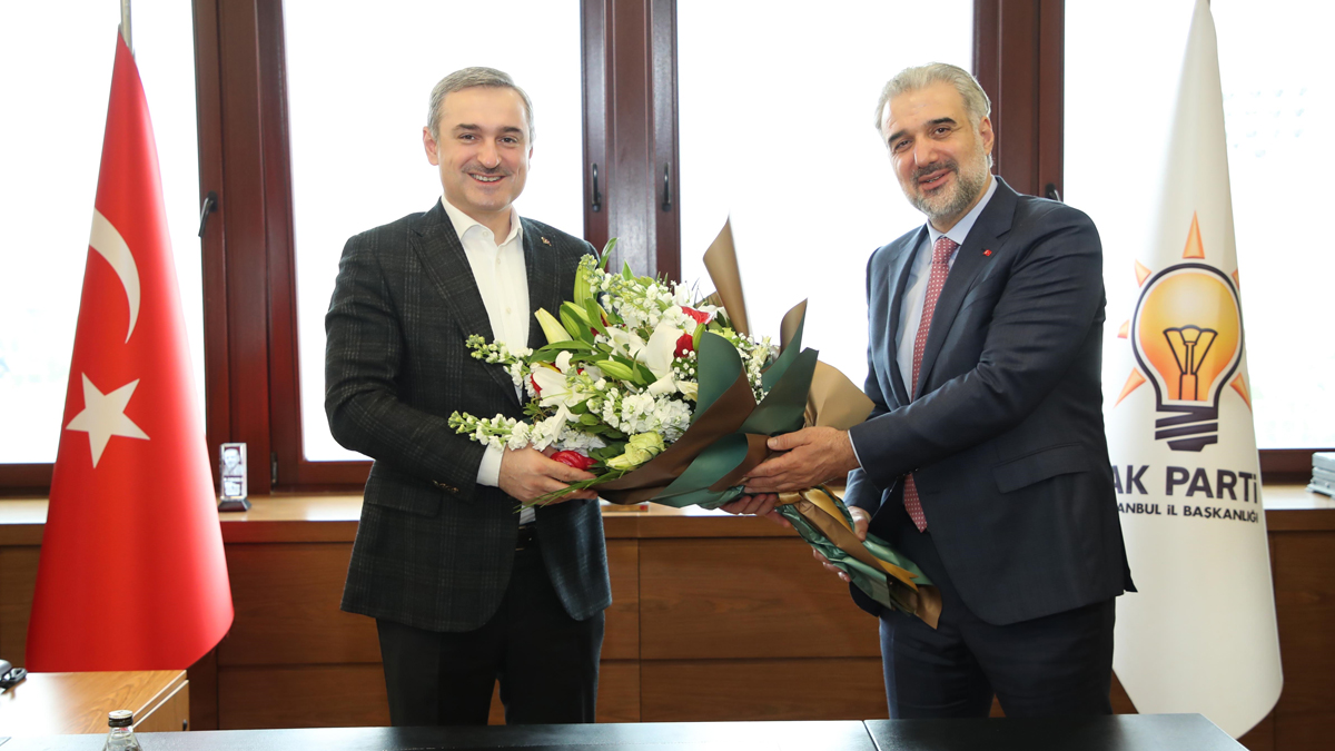 AK Parti İstanbul teşkilatında devir teslim