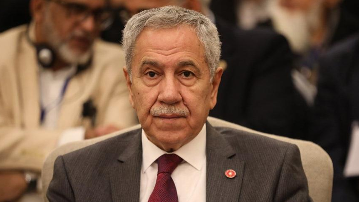 Bülent Arınç siyaset vakfı kuruyor: Aktif siyaseti 'mecburen' bıraktım