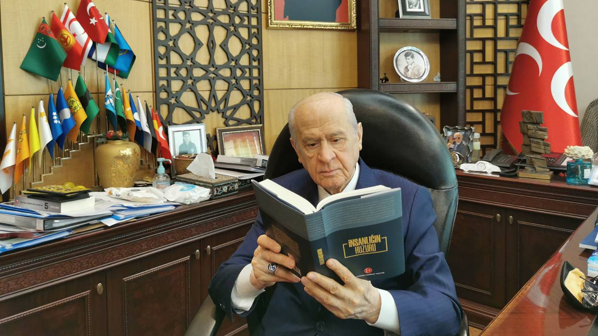 Bahçeli 'İnsanlığın Huzuru'nu tanıttı: Bunun için çalışıyoruz