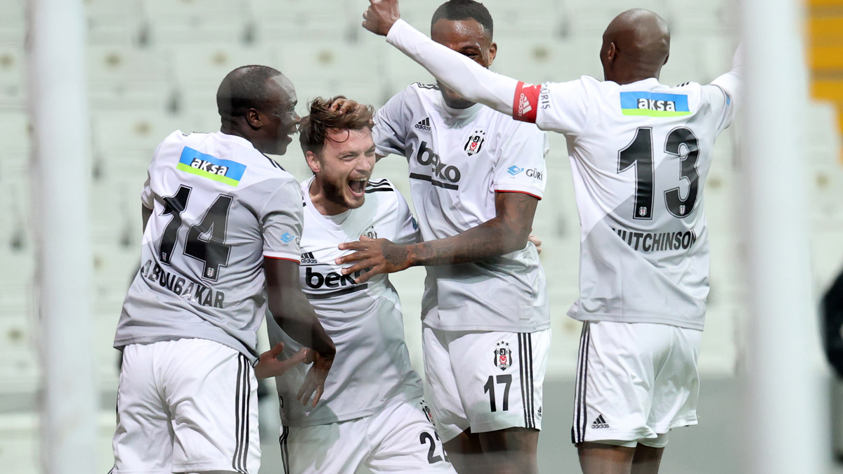 Beşiktaş puanını liderle eşitledi