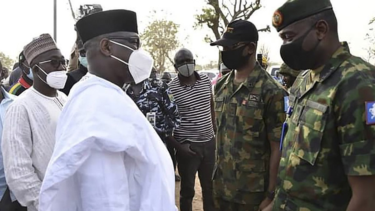 Nijerya'da yatılı okuldan kaçırılan 42 kişi serbest bırakıldı