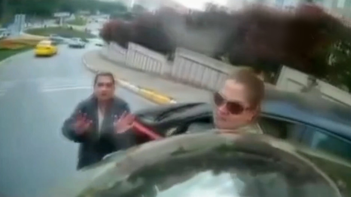 Dolandırıcıdan, motosiklet sürücüsüne: Polise senin tacizci olduğunu söyleyeceğim