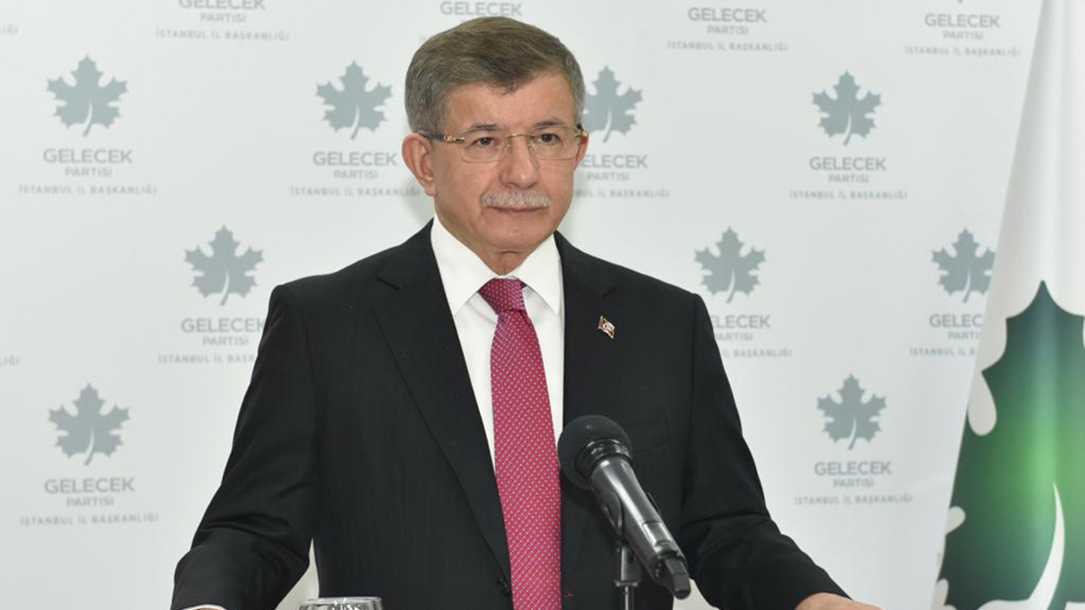 Davutoğlu'ndan ihraç tepkisi: Artık beyin kanamasına dönüştü