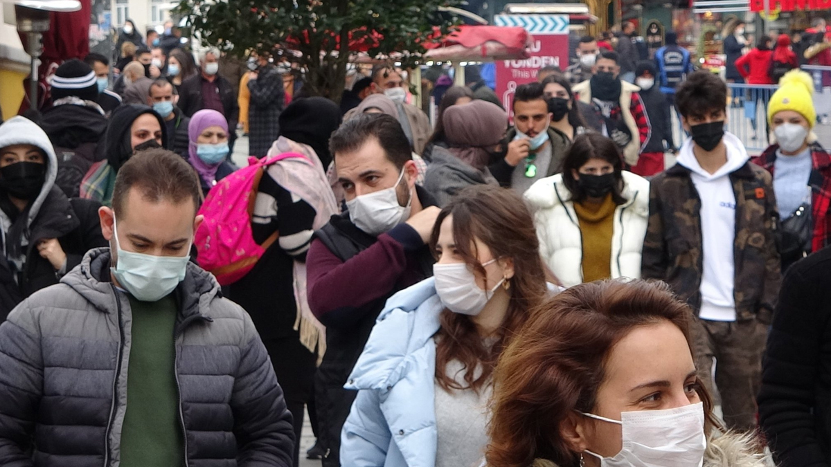 Uzmanlardan çarpan etkisi uyarısı! Farklı renkli iller arasında geçişler kısıtlanabilir