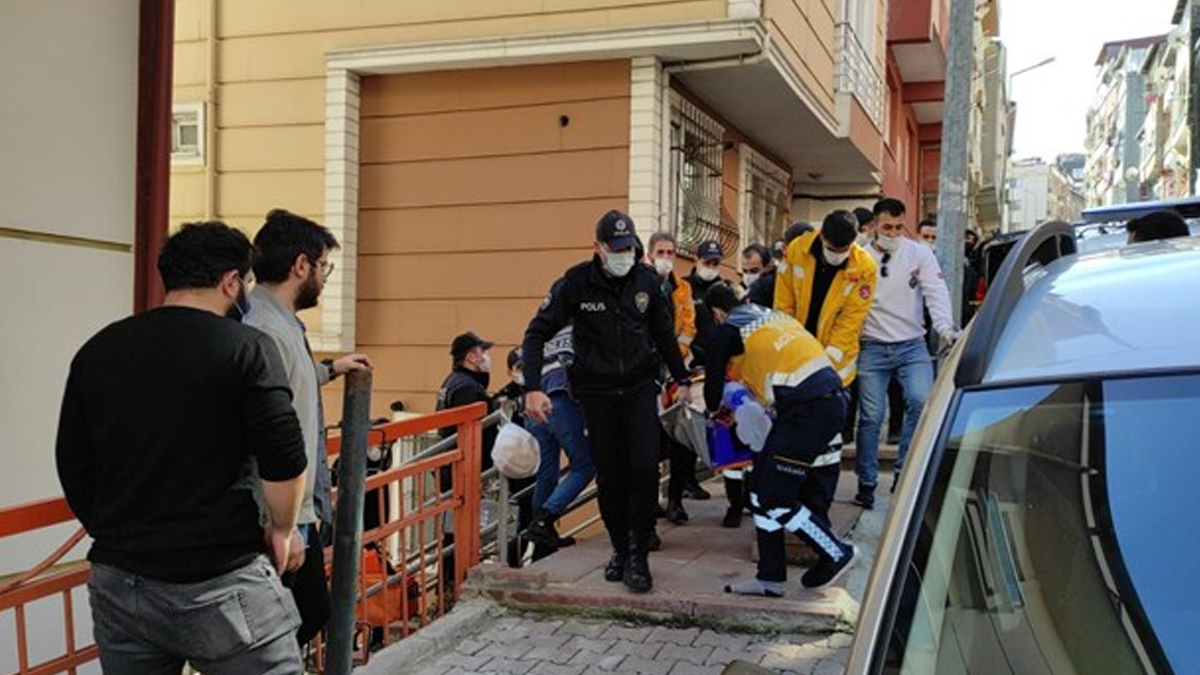 İstanbul'da akıl almaz olay! Eşini bıçaklayıp balkondan atladı