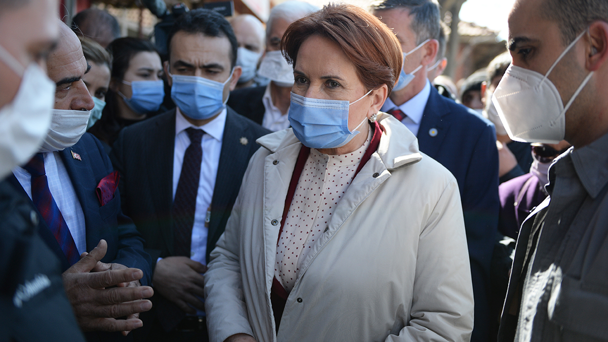 Akşener'den tartışılan tweet'e cevap: Beğenmediler, saygı duyuyorum