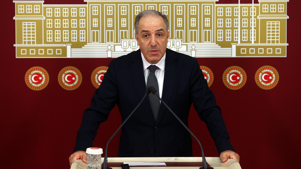 Yeneroğlu'ndan hükümete hukuk eleştirisi: Yolsuzluklar ülkesi olduk