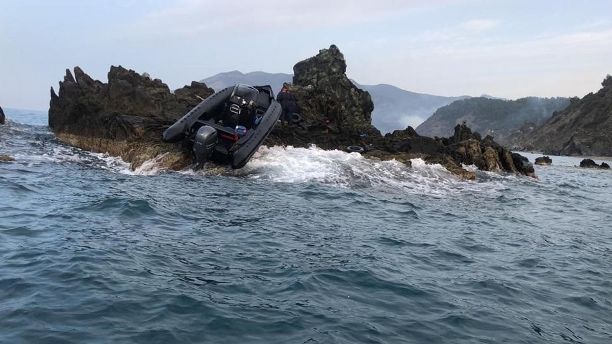 Göçmenleri taşıyan tekne kaza yaptı: 13 yaralı