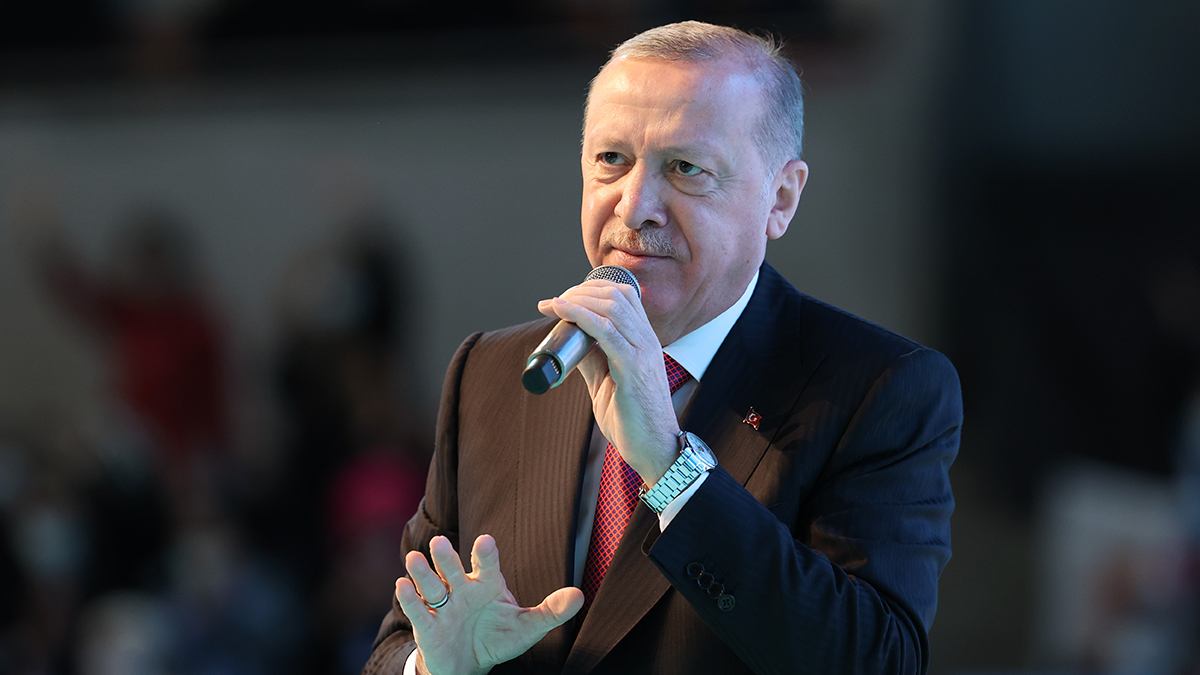 Erdoğan'dan 14 Mart mesajı: Maddi ve manevi yanınızdayız