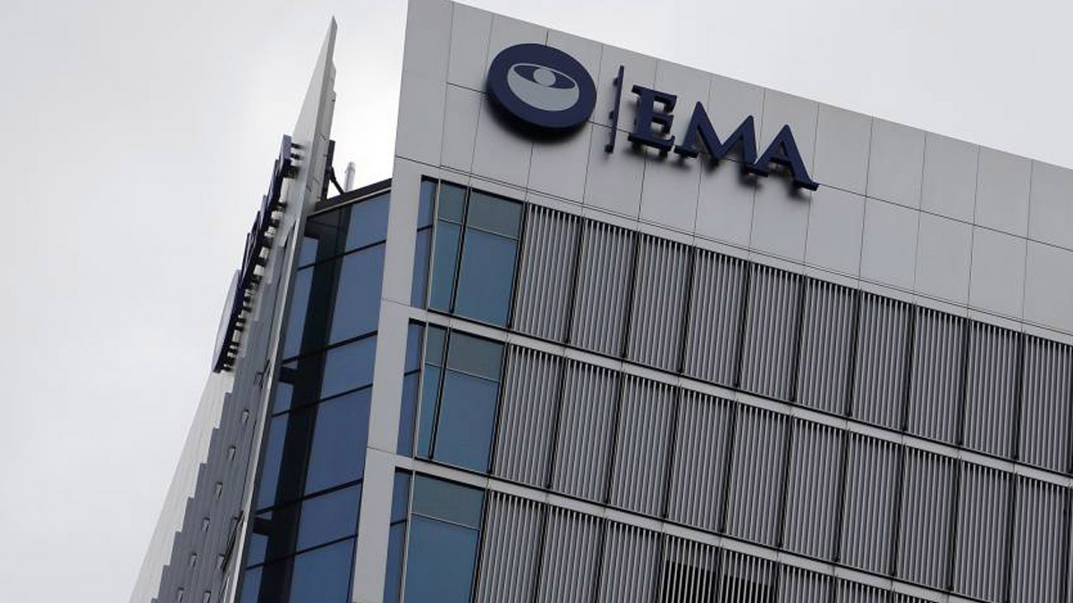 EMA'dan AstraZeneca açıklaması: Faydaları, risklerinden fazla