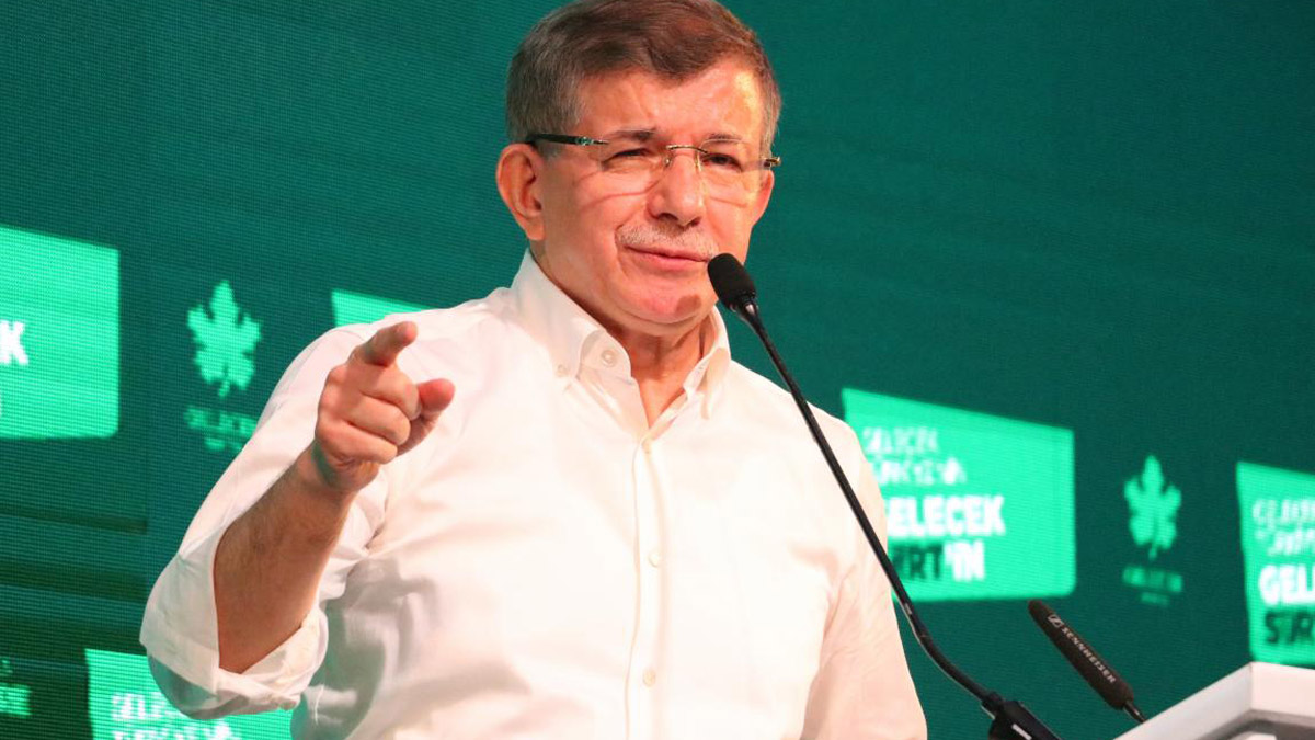 Davutoğlu: Kamu borcu tarihte ilk defa 2 trilyon lirayı aştı